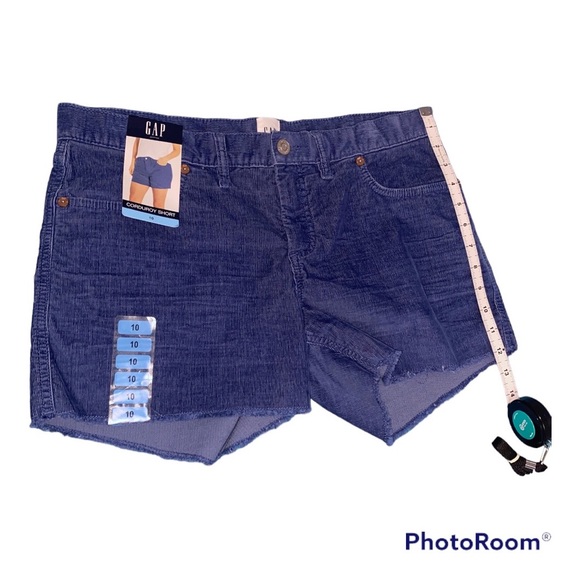 GAP Frayed Hem Soft Stretch Corduroy Shorts | Sizes 8, 10, 12 - Picture 4 of 14